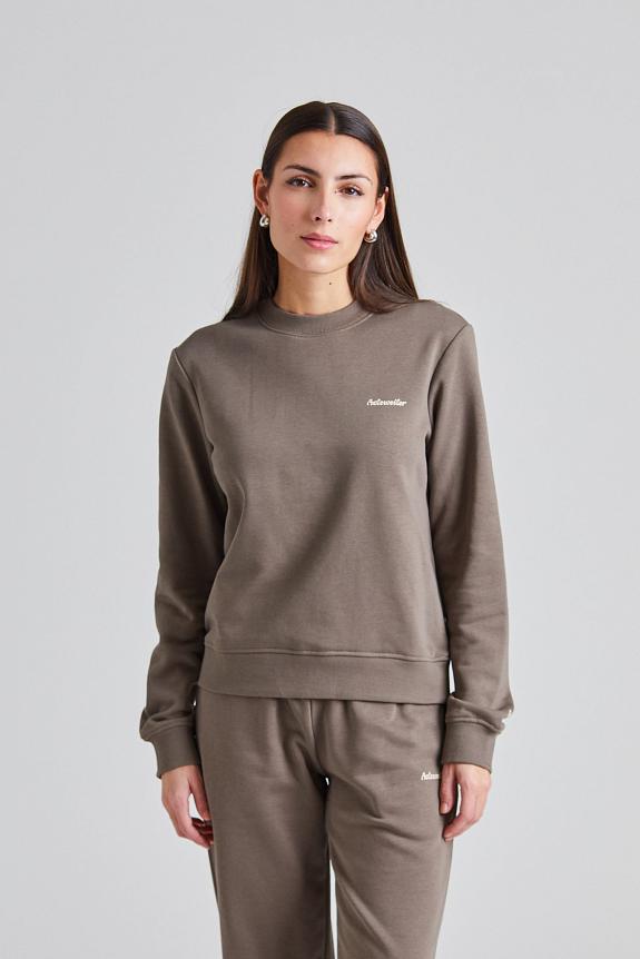 Holzweiler Regular Light Crew Taupe 
