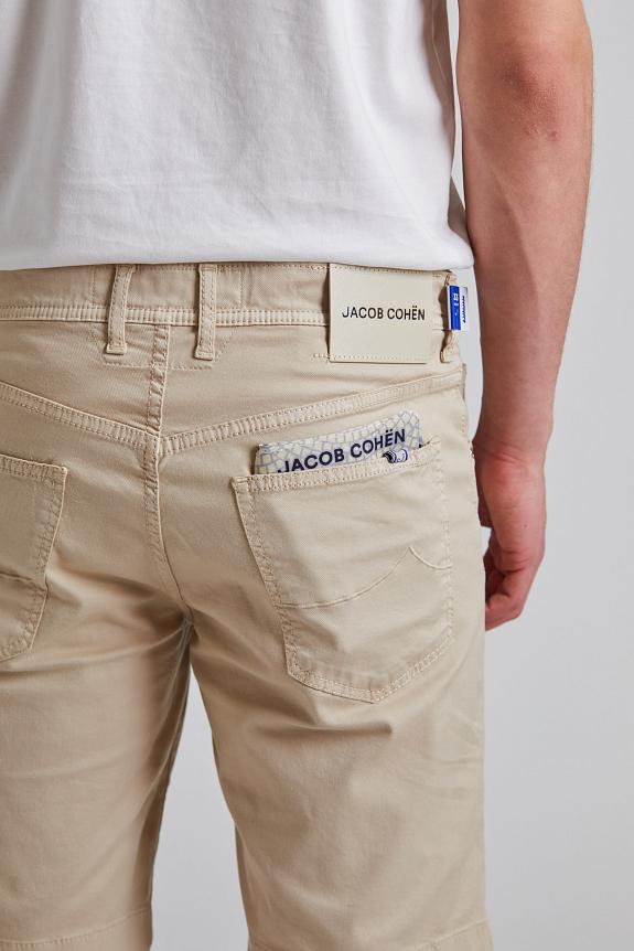 Jacob Cohën Nicolas Shorts Light Twill Beige-3