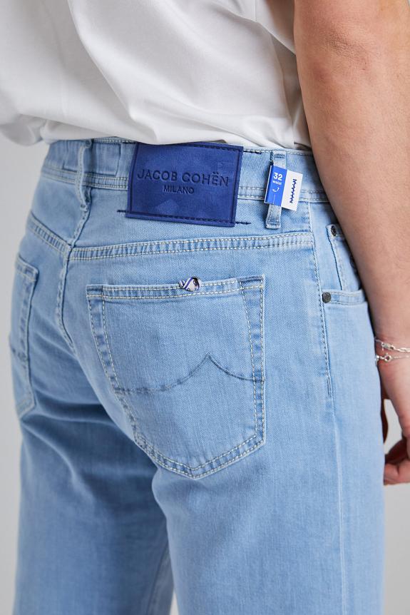 Jacob Cohën Bard 688 Summer Blue Wash-1