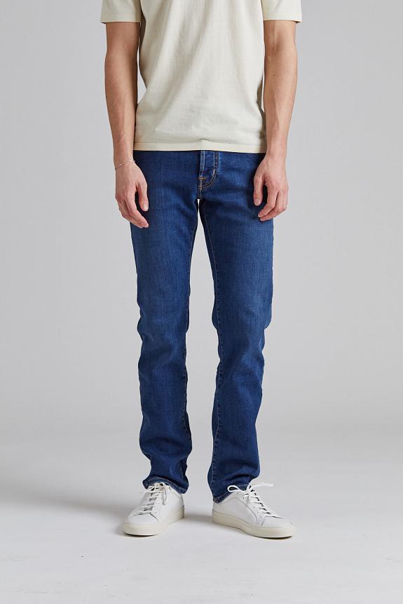 Jacob Cohën Bard 688 Dark Blue Wash