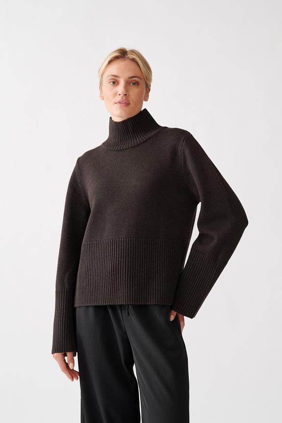 Julie Josephine High Neck Wool Sweater Brown