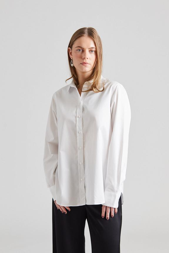 Julie Josephine A-Shape Oversized Shirt White 