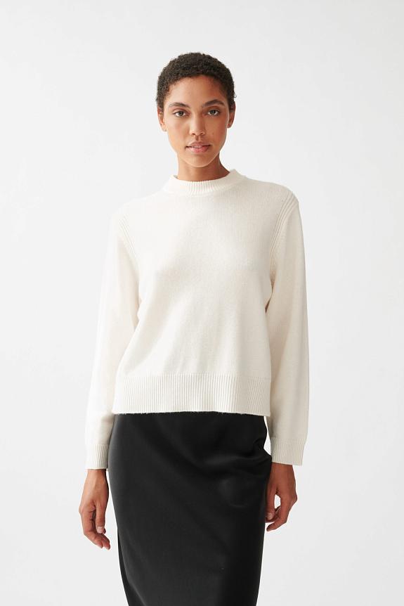 Julie Josephine Classic Roundneck Sweater White