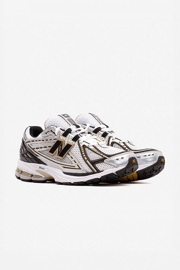 New Balance M1906RA Metallic Silver/Metallic Gold