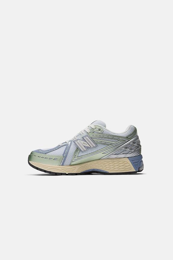 New Balance U1906RNE Ice Blue-1