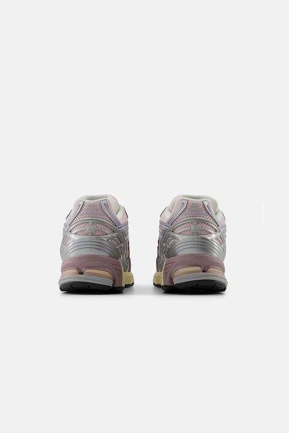 New Balance U1906RNF Rose Sugar-4
