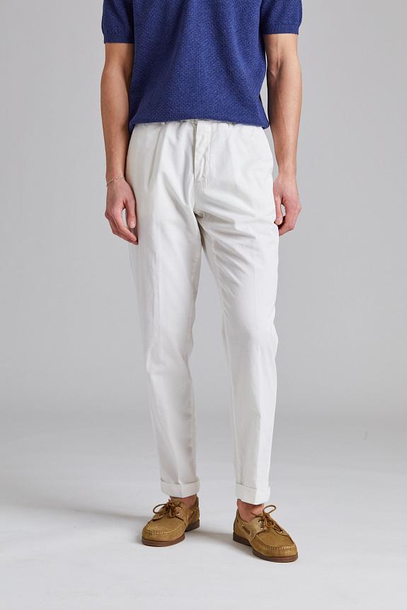 Onesto Capri Pant Creme