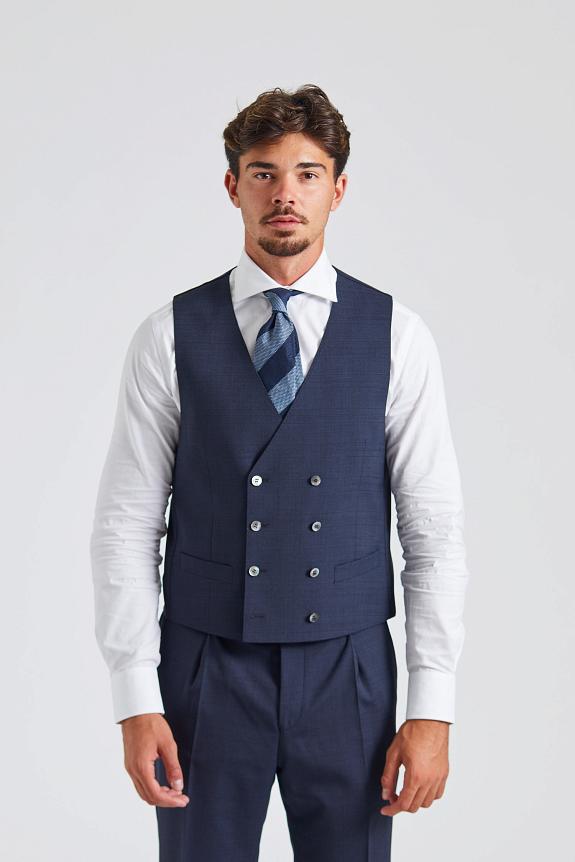 Oscar Jacobson Camden Waistcoat Dew Blue-2