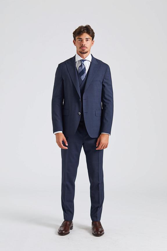 Oscar Jacobson Faron Delon Three Piece Suit Dew Blue