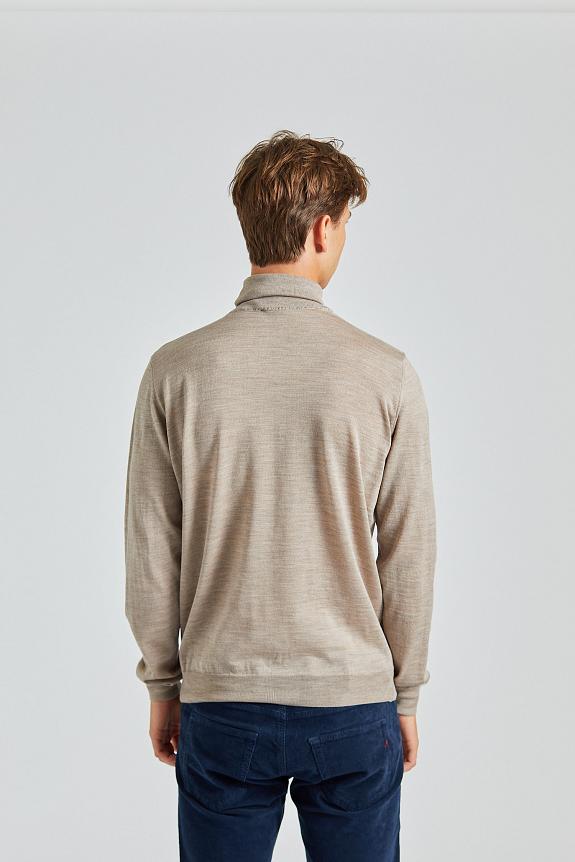 Oscar Jacobson Marcel Rollneck Baked Beige