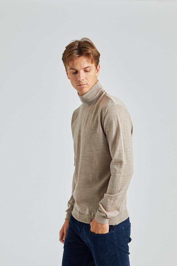 Oscar Jacobson Marcel Rollneck Baked Beige