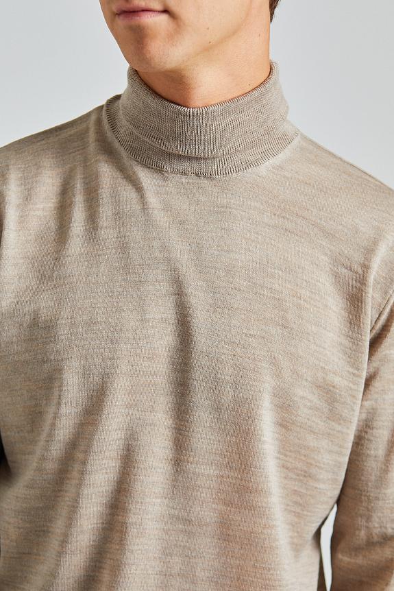 Oscar Jacobson Marcel Rollneck Baked Beige