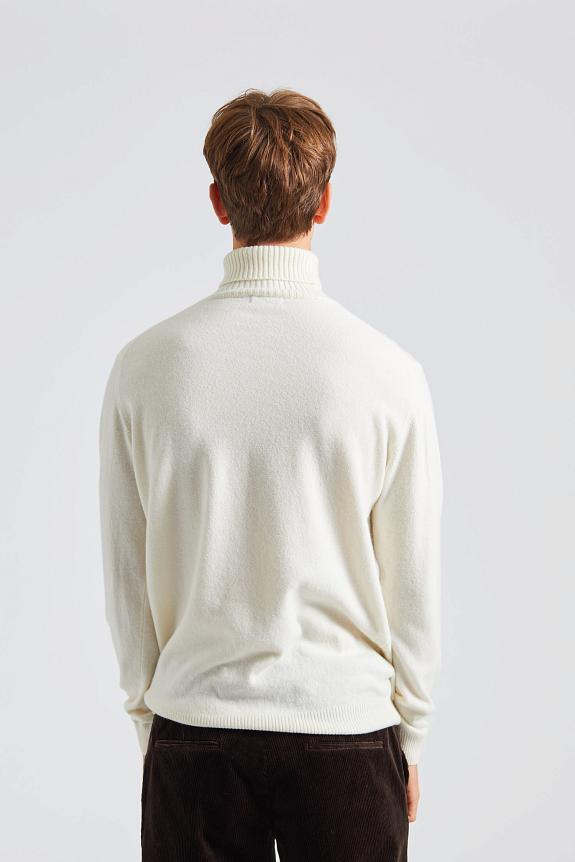 Oscar Jacobson Salim Rollneck White Shell