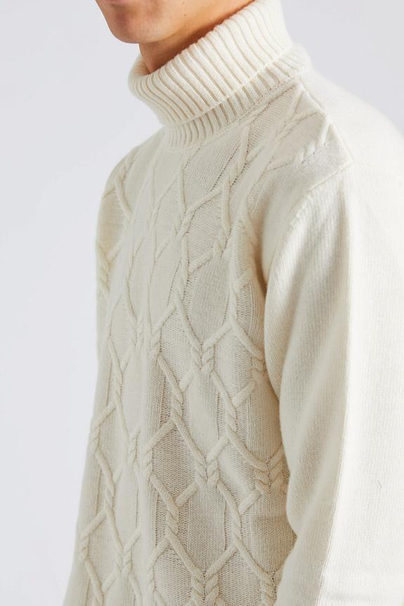 Oscar Jacobson Salomon Rollneck White Shell-3