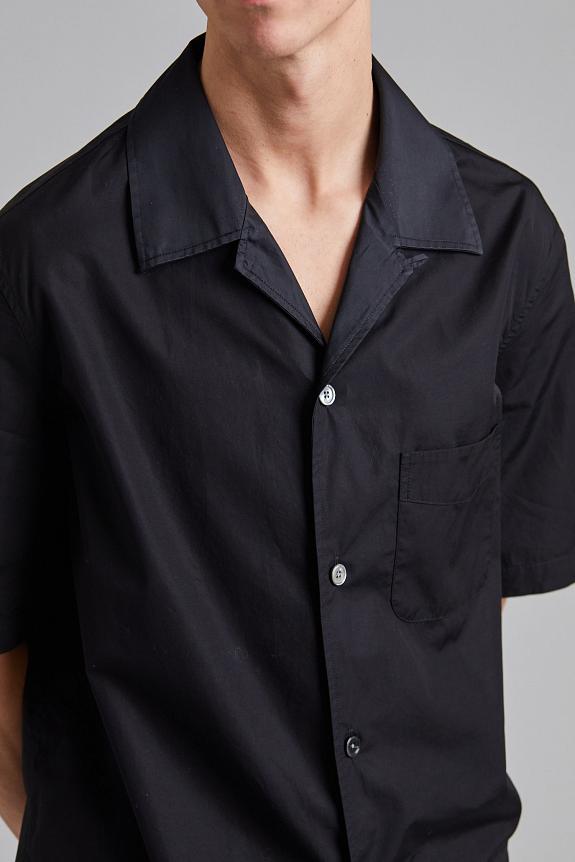 OUR LEGACY Heusen Shirt Shortsleeve Black All Day Poplin-3