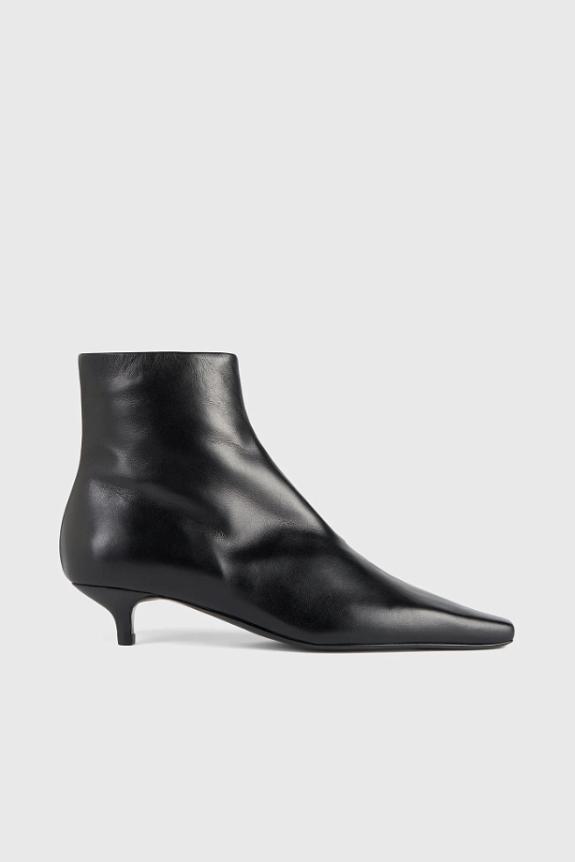 The Slim Ankle Boot Black