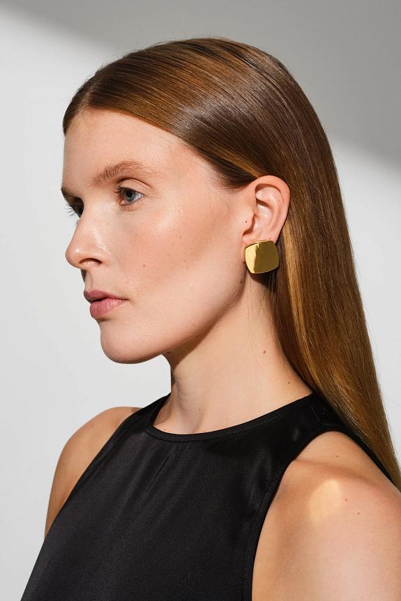 Tom Wood Umi Studs Large Gold-1