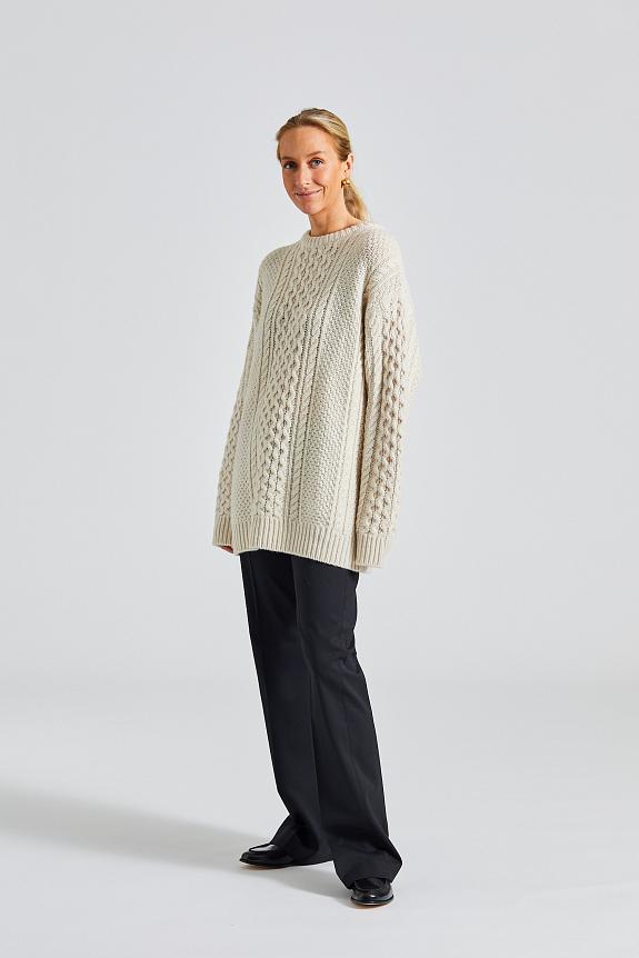 Toteme Chunky Cable Knit Cream-1
