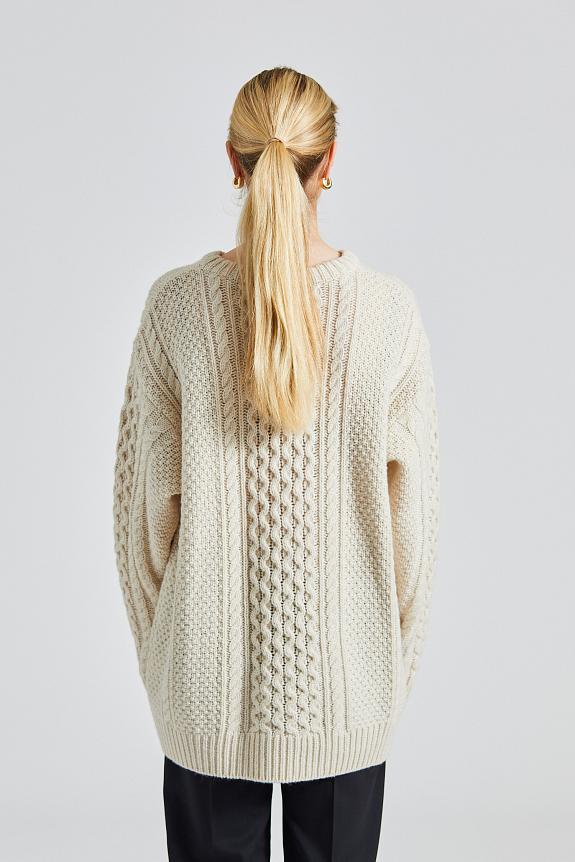 Toteme Chunky Cable Knit Cream-2