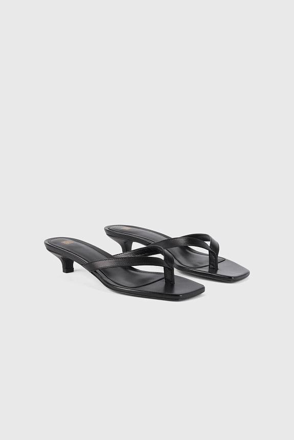 Toteme Leather Heeled Flip Flops Black-1