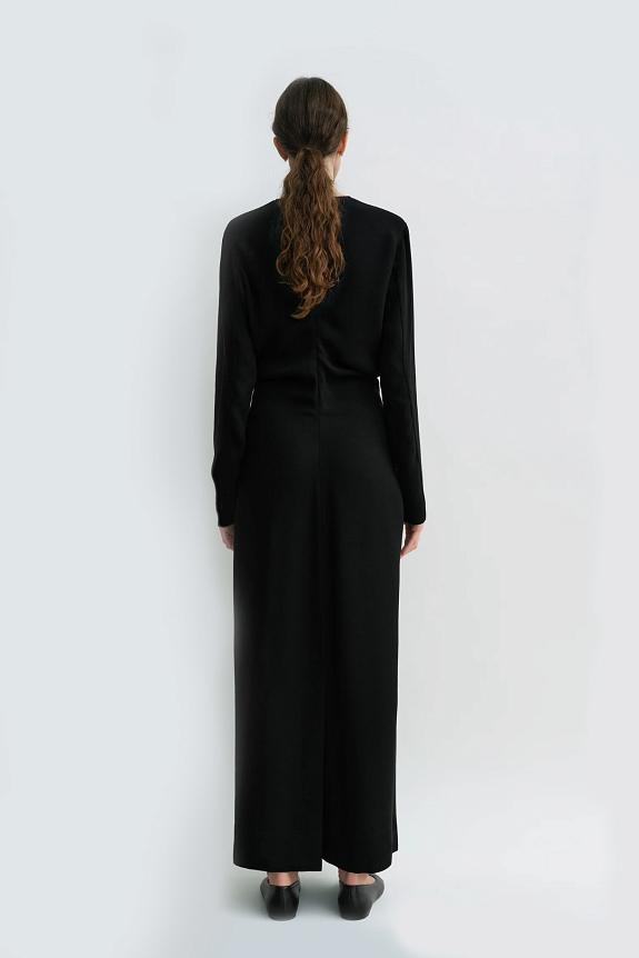 Toteme Long-Sleeve Slouch Waist Dress Black-2