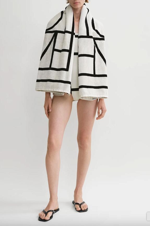 Toteme Monogram Jacquard Beach Towel Tofu Black