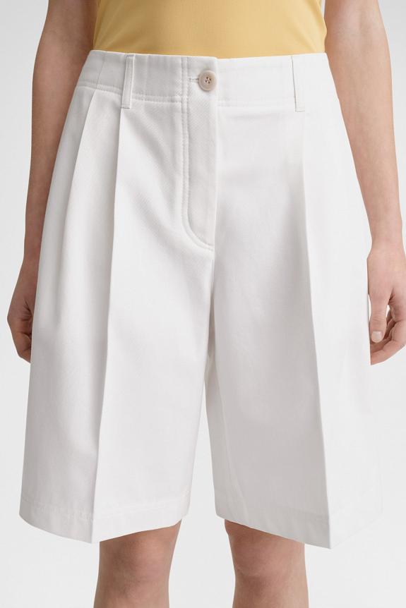 Toteme Relaxed Twill Shorts White