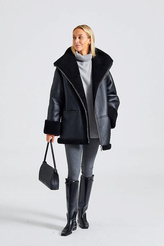TOTEME Signature Shearling Jacket Black