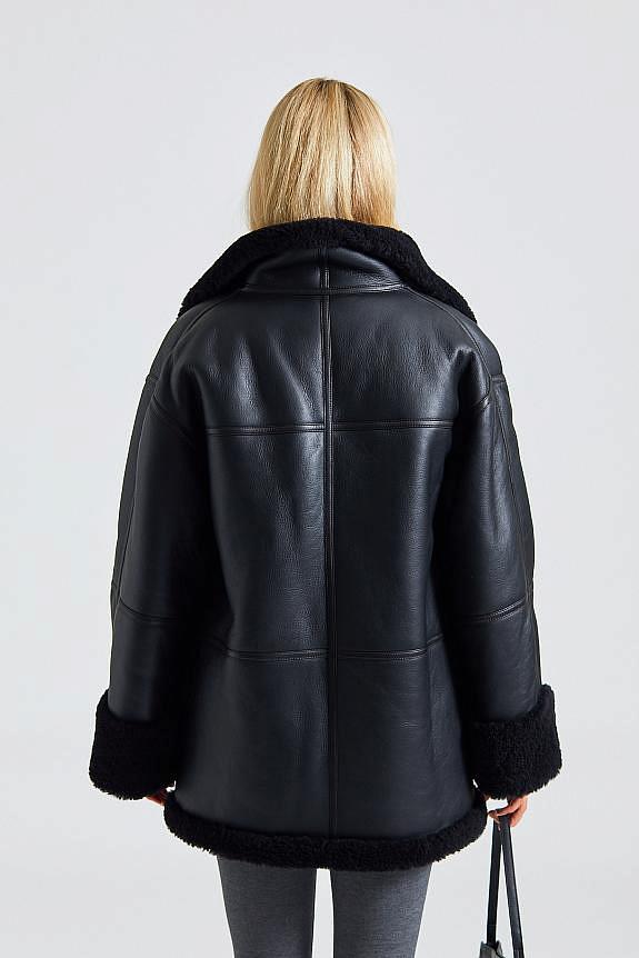 TOTEME Signature Shearling Jacket Black
