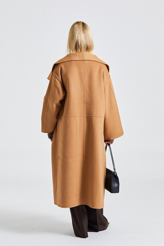 Toteme Signature Wool Cashmere Coat Camel