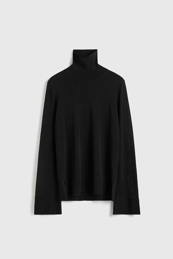 Toteme Slit Sleeve Turtleneck Black