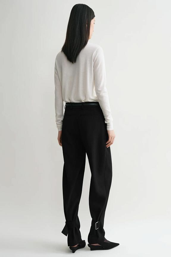 Toteme Buckled Slouch Trousers Black