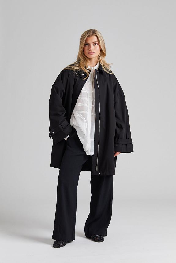 Toteme Oversized Trench Jacket Black-3