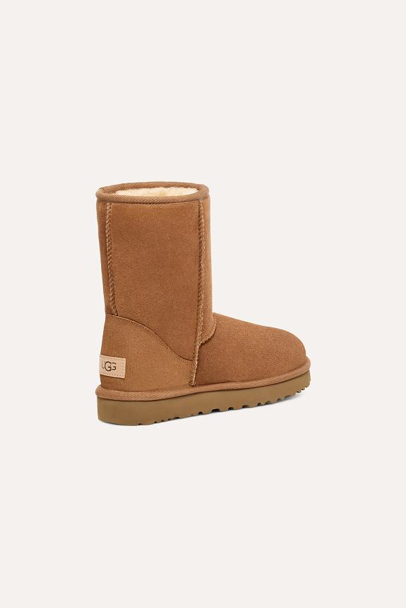 UGG Classic Short II Chestnut