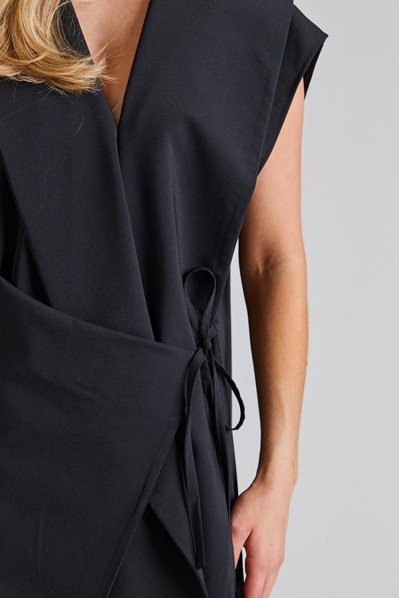 Viktoria Chan Gelene Constructed Dress Black-4