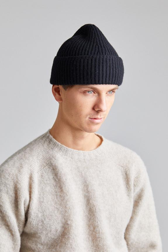 Yacaia Merino Cash Beanie Black-2