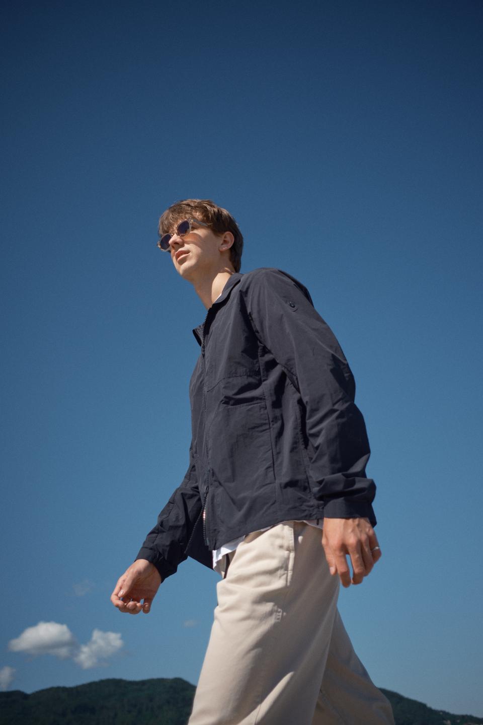 Scandinavian Edition Motion Navy Blue